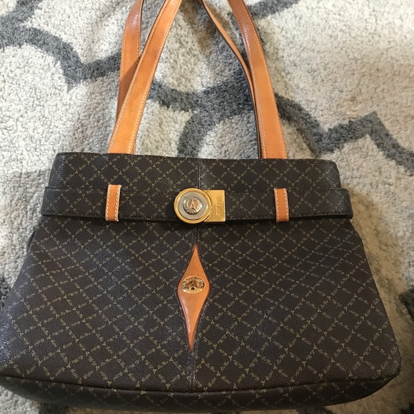 La Tour Eiffel Bags La Tour Eiffel Handbag With Matching Walletchange Poshmark La Tour Eiffel Bags La Tour Eiffel Handbag With Matching Walletchange Poshmark